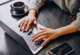 Laptopy poleasingowe - czy używany sprzęt biznesowy to mądra inwestycja?